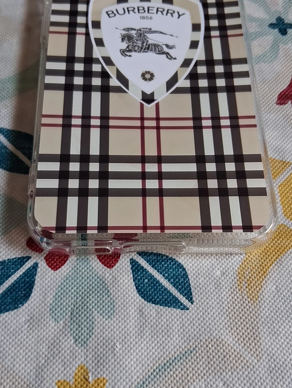 Burberry Plaid Beige and Black Phone Case for Samsung Galaxy S23